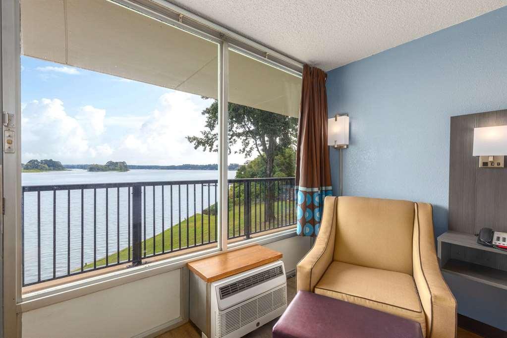 Super 8 By Wyndham Riverside Al 客房 照片